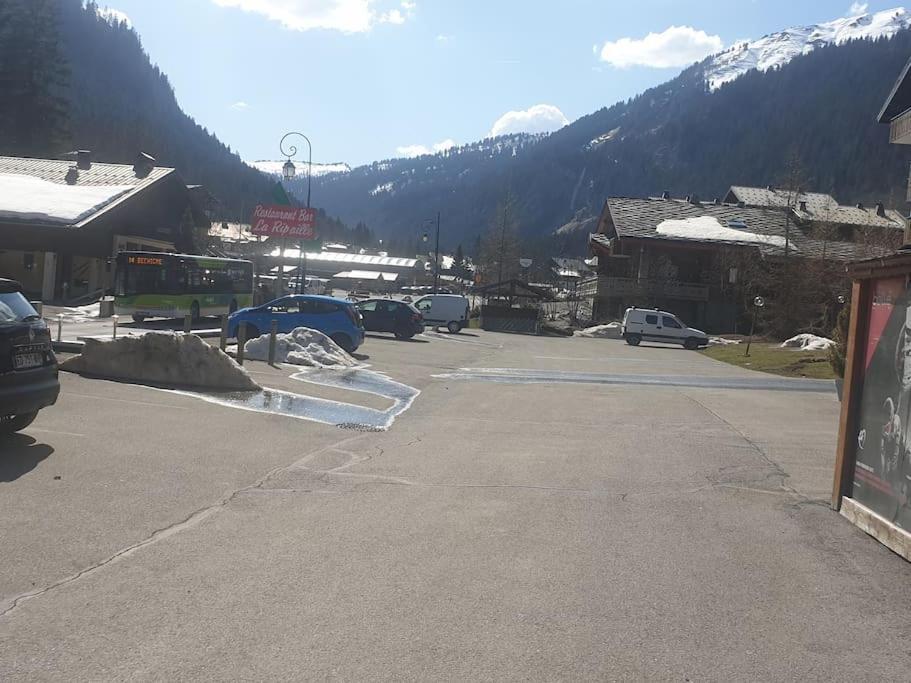 Appartement Pour 4 Personnes Au Pied Des Pistes シャテル エクステリア 写真