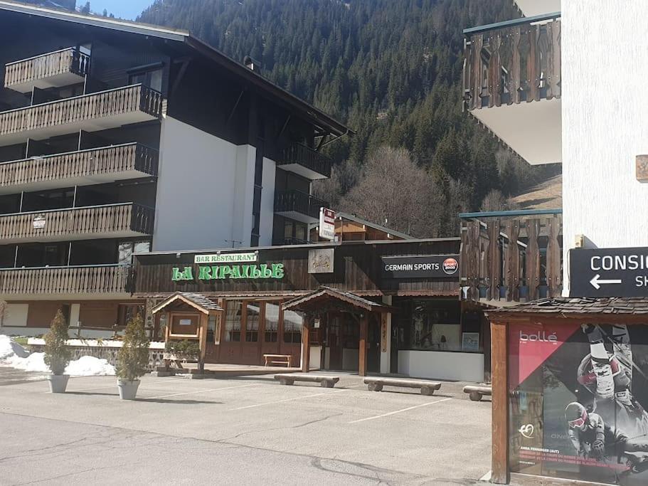 Appartement Pour 4 Personnes Au Pied Des Pistes シャテル エクステリア 写真